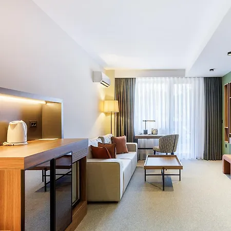 ホテル Regnum & バンスコ